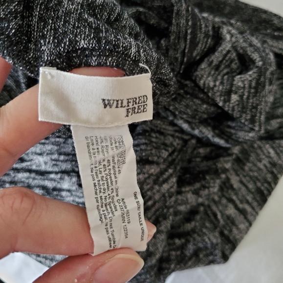 Wilfred Free EUC Bax Scarf Heathered Black Grey - Picture 3 of 4